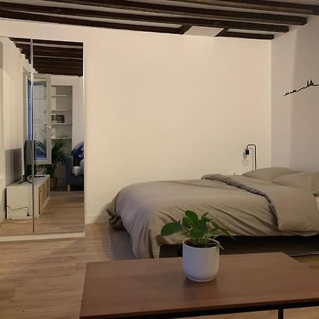 Studio Lumineux, Refait A Neuf, Metro Jourdain Paris Eksteriør bilde